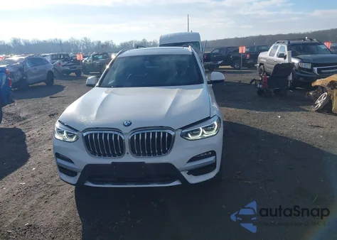2021 BMW X3 xDrive30I z USA, uszkodzony, nr VIN 5UXTY5C00M9E90439